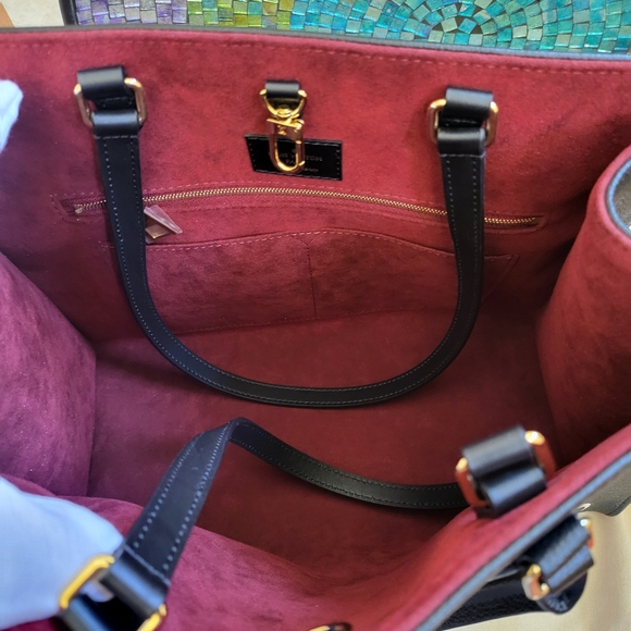 🔥NWT Louis Vuitton Bicolor monogram Empreinte leather OnTheGo MM Microchipped - Picture 7 of 16